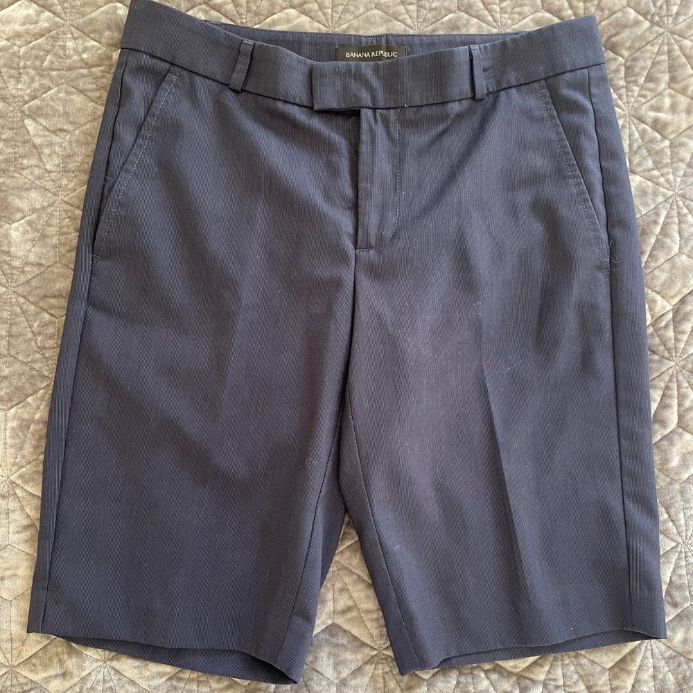 Banana Republic Navy Bermuda Shorts Lightweight Golf Short